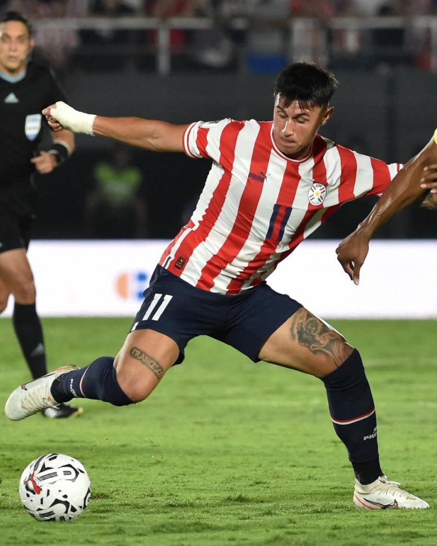 Adam Bareiro en Paraguay