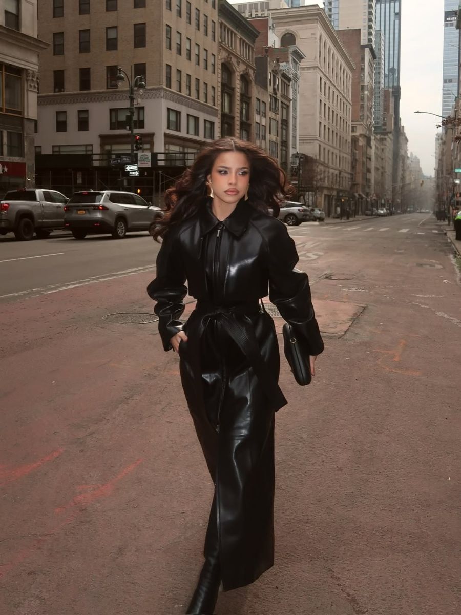 Pampita, Emilia Mernes