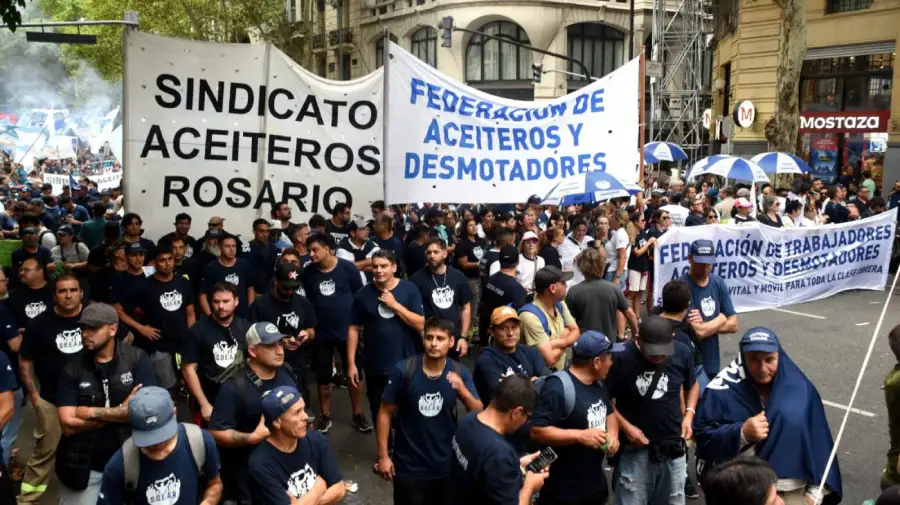 Paro general: Marcha fuera del Congreso 19022026