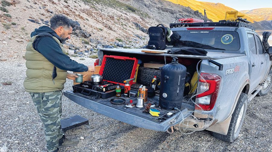 Acampando en laguna La Negra.