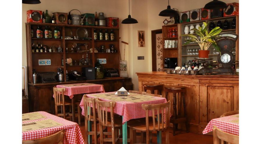 Pulpería El Retorno: tradición y excelencia en productos regionales y sándwiches artesanales