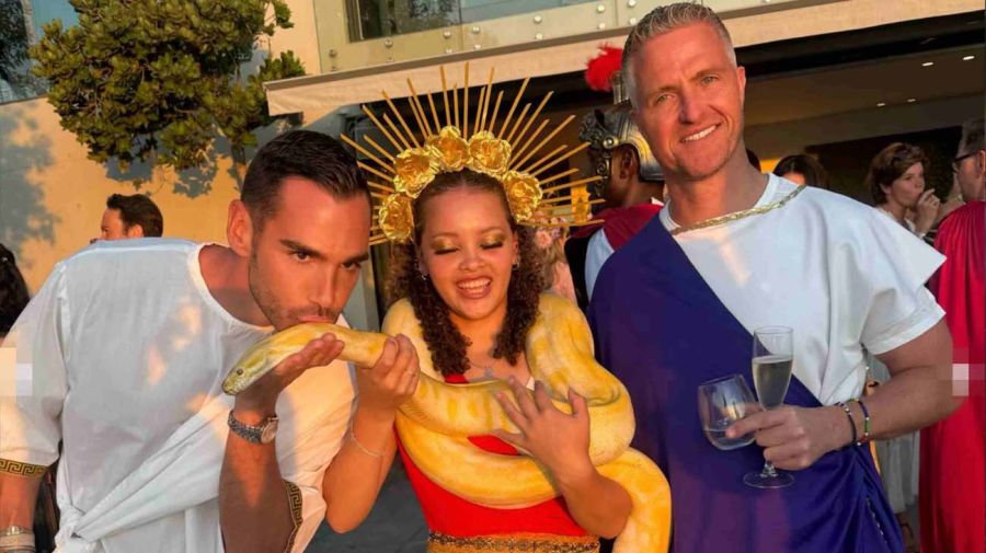 El ex F1 Ralph Schumacher se casa con un expolítico de derecha, Etienne Bousquet-Cassagne.