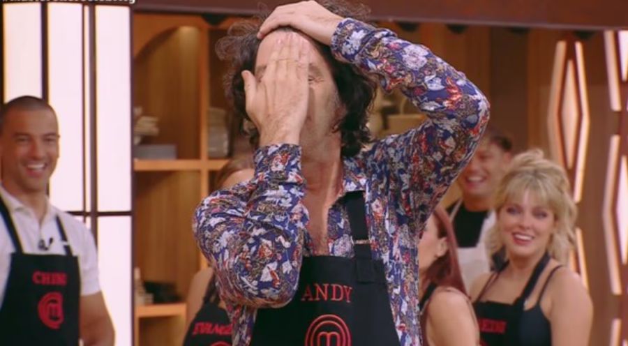 El beso de la muerte de Andy Chango en Masterchef Celebrity
