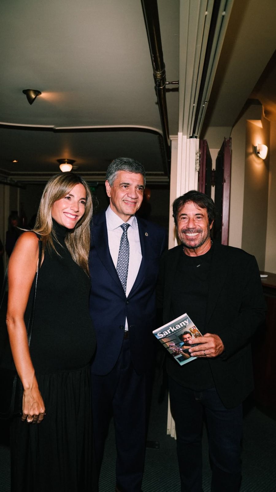 Mariana Fabbiani, Claudia Villafañe, María Belén Ludueña, Agustina Casanovas, Lucía Maidana, Ricky Sarkany