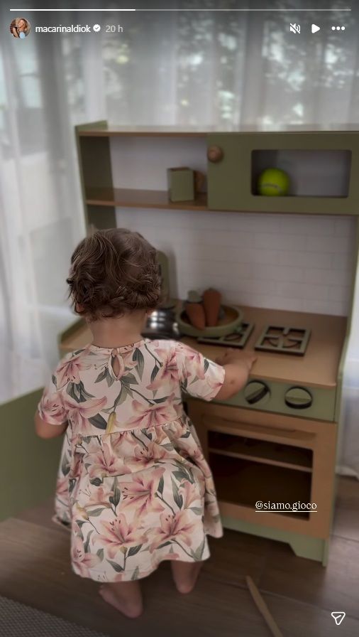 Maca Rinaldi mostró la cocina didáctica de su hija Amanda