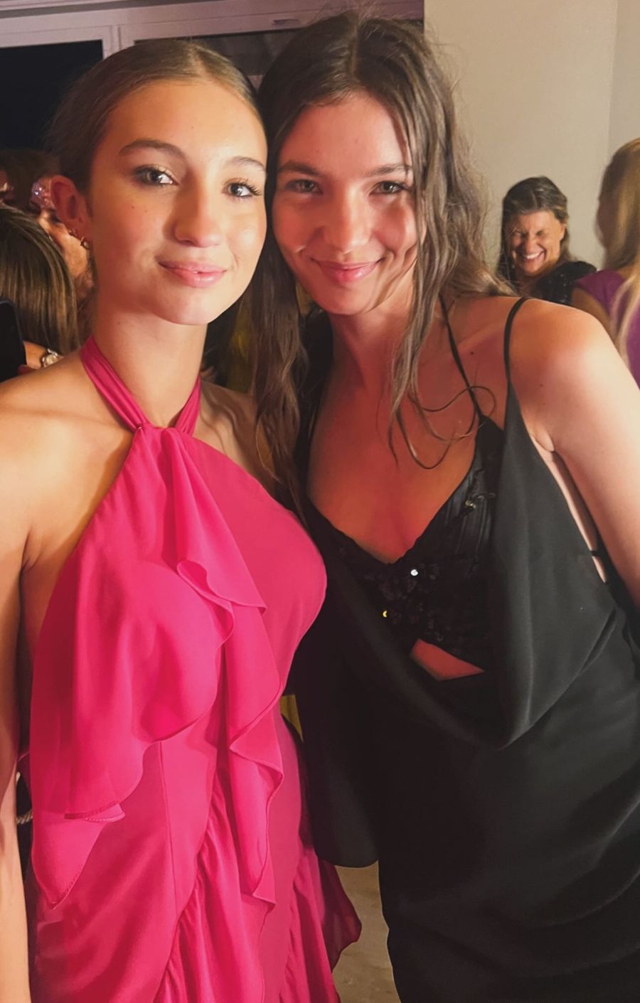 Indiana Cubero y Helena Otamendi