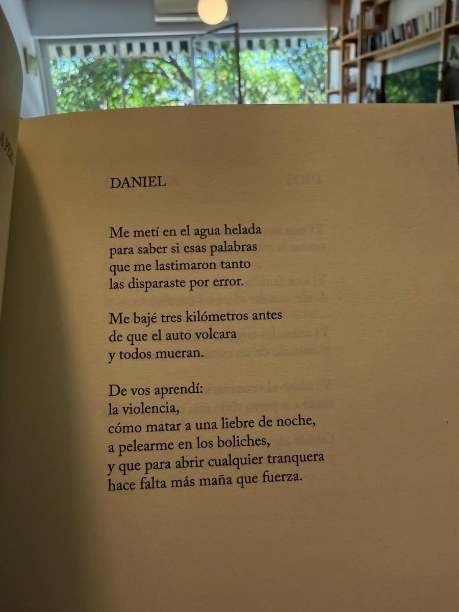 La felicidad de Esteban Lamothe por el lanzamiento de su libro