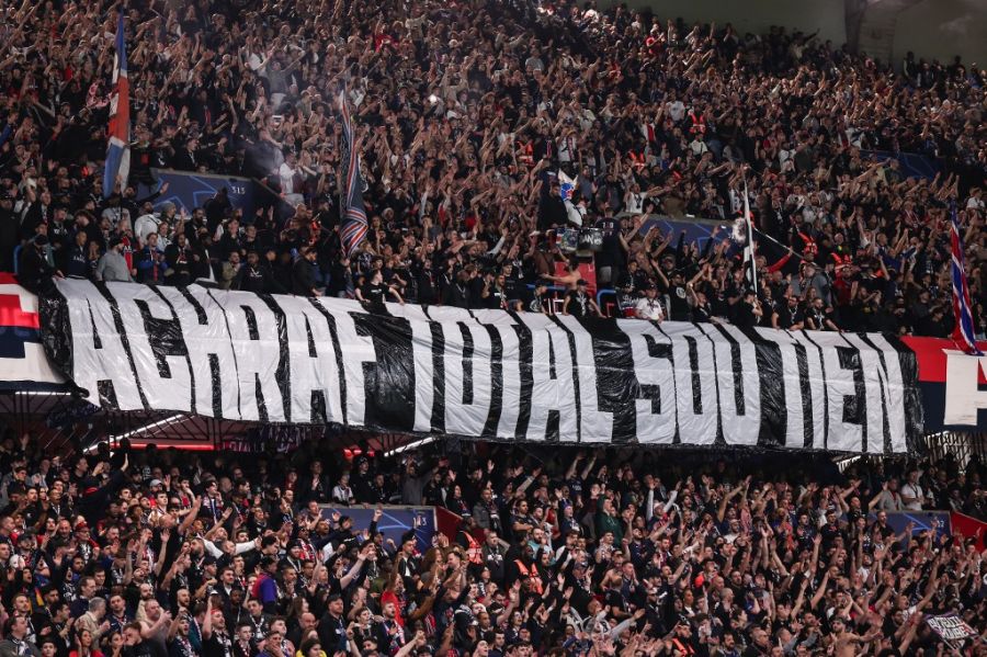 Apoyo a Hakimi en PSG