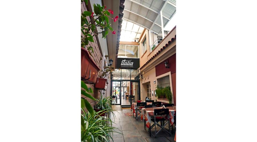 Hotel Italia: Una experiencia familiar en pleno centro de Villa Carlos Paz.