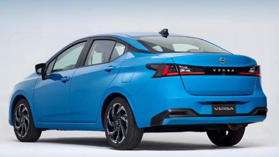 Nissan Versa