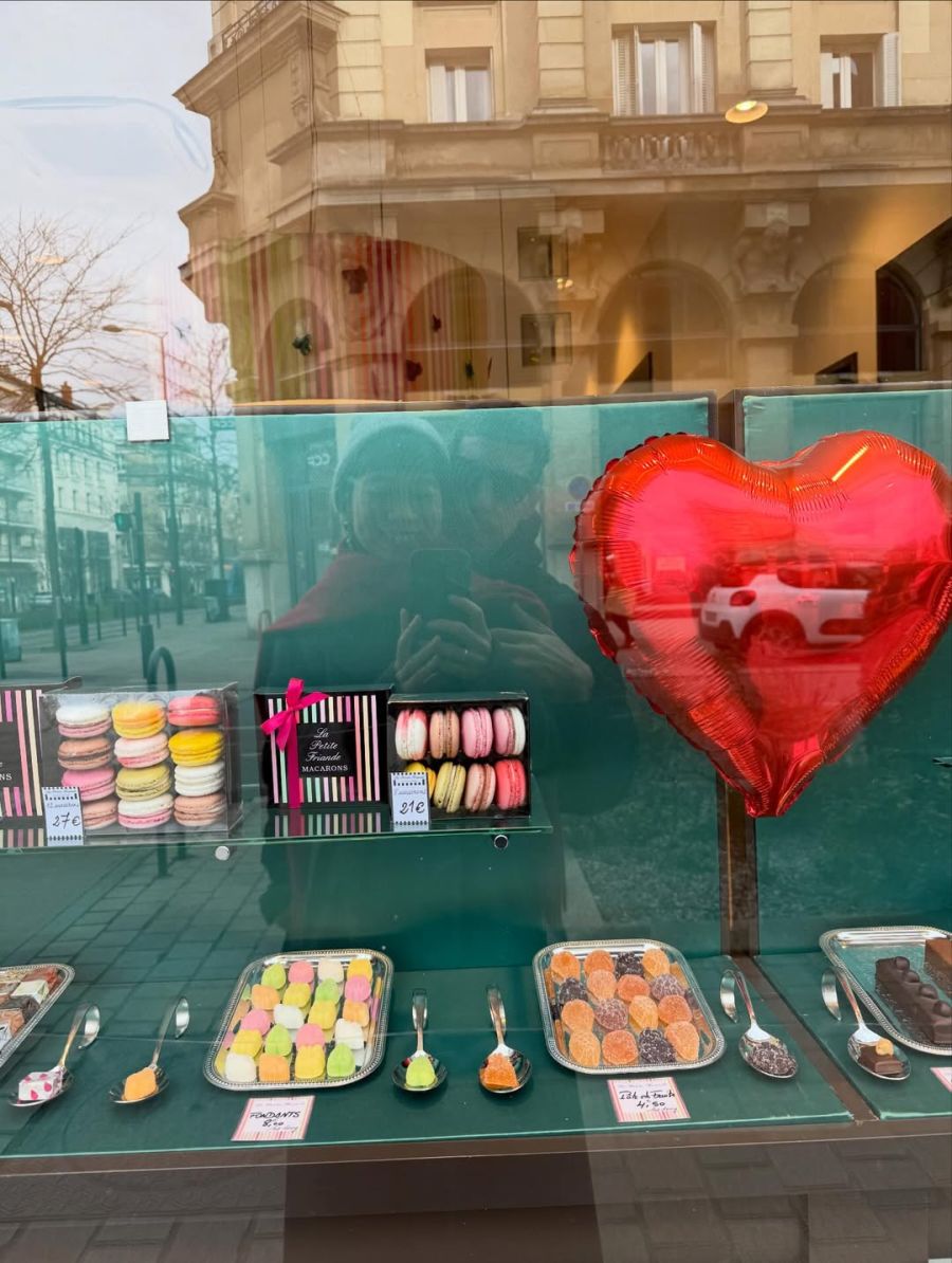 Esteban Lamothe y Débora Nishimoto