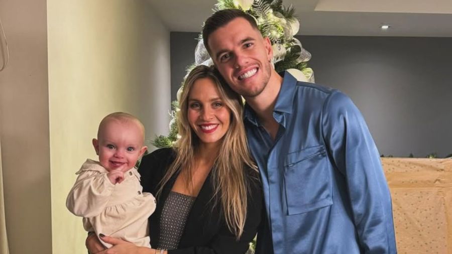 Giovani Lo Celso, Magui Alcacer y su hija Emilia