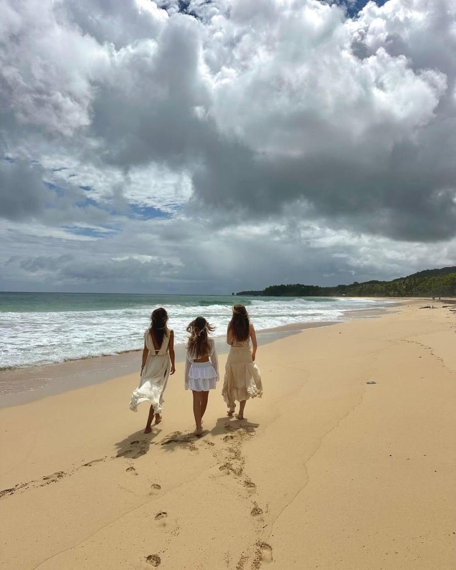 Juliana Awada, Antonia Macri