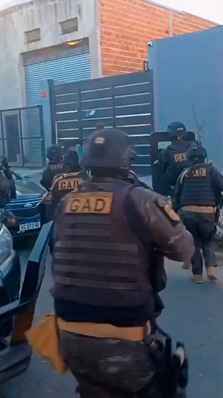 Tiroteo y muerte en una pool party 11032026