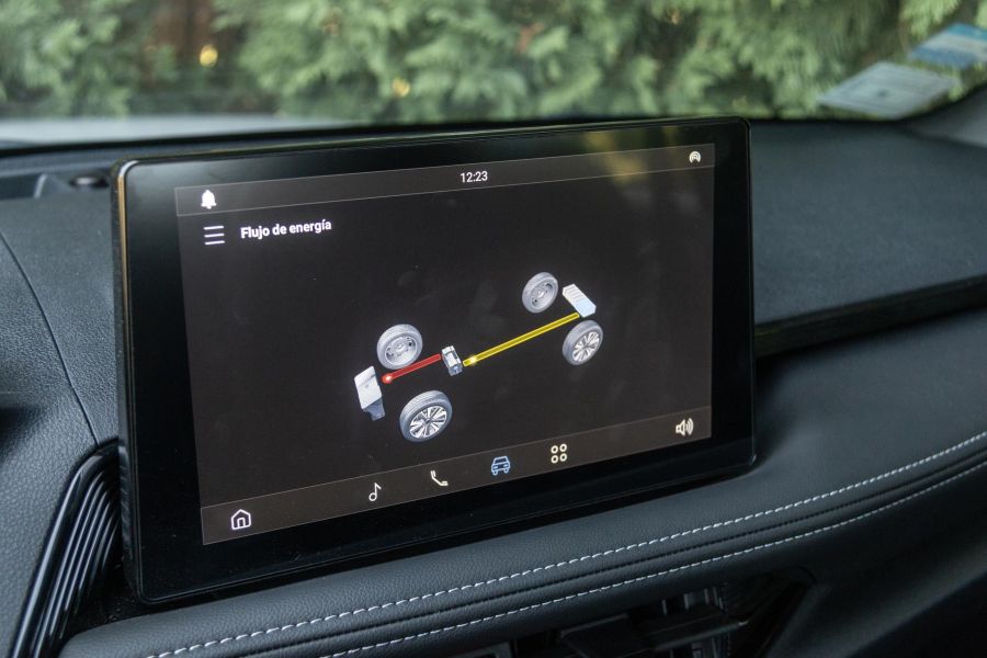 Probamos el Toyota Yaris Cross híbrido: Creer o reventar