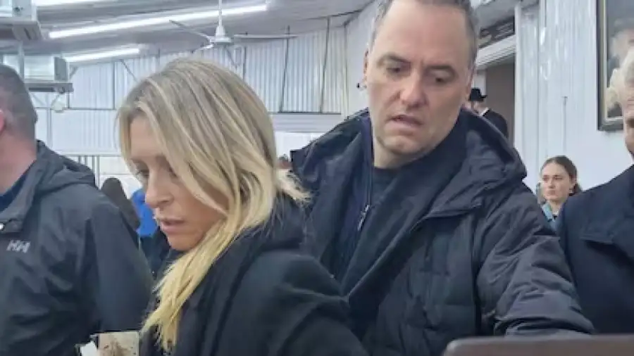 Manuel Adorni y Betina Angeletti