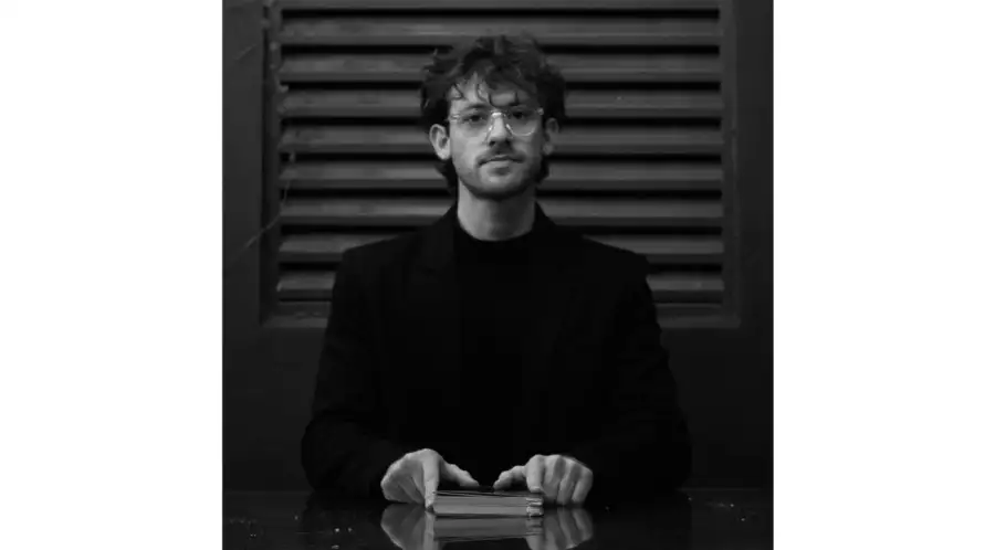 La urgencia de lo innecesario, por Matías Braslavsky