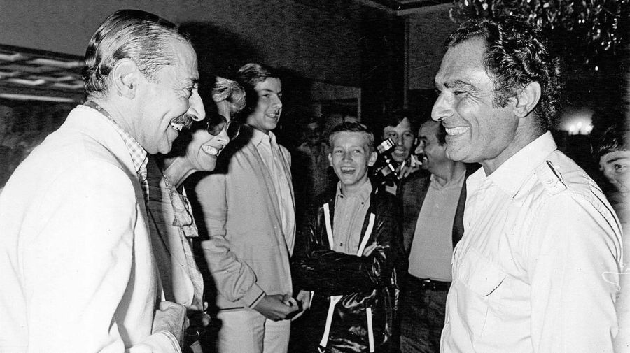 Videla y Alicia Hartridge 