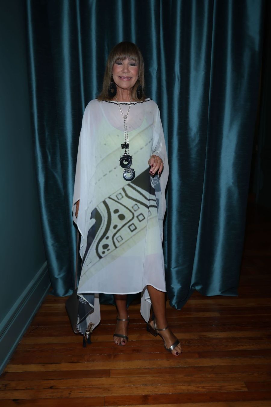 Los looks para la noche presentación de la Colección Fall Winter 2026 “Efigie Luminosa” / Créditos: Argentina Fashion Week, Adrián Brown