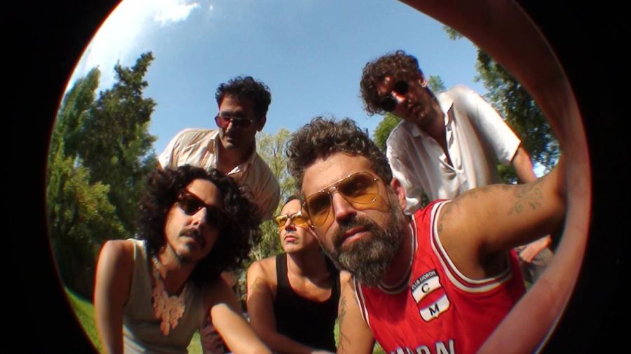 Incendio Chico lanza su álbum debut Refugio Amigo 19032026