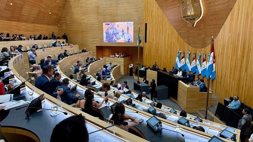Sesión en la Unicameral 