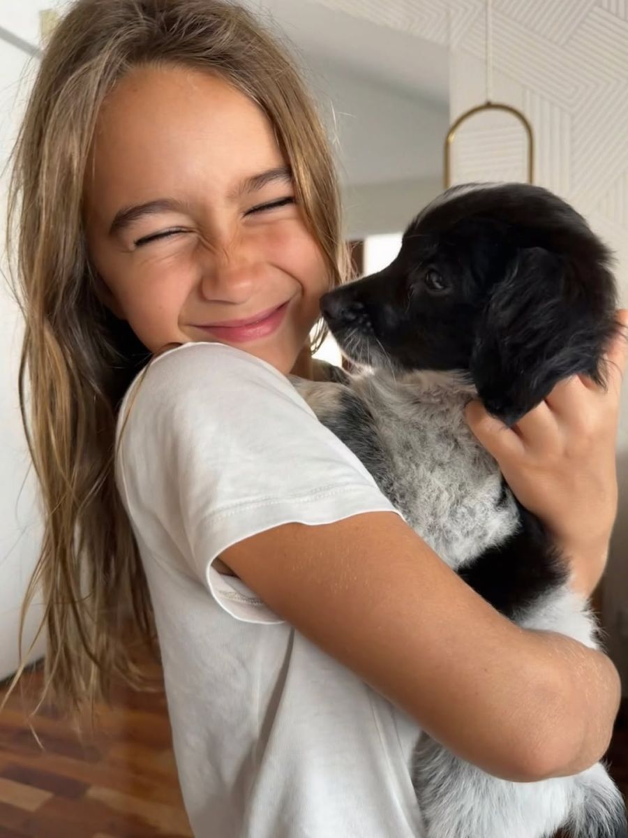 Brenda Gandini adoptó un perrito y lo presentó en redes