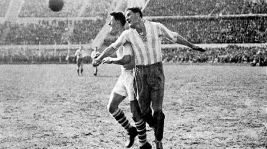 El misterio del balón dividido: la final de 1930 entre Argentina y Uruguay