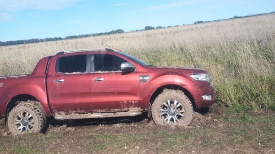 La camioneta Ford Ranger en la que Jairo Corsi trasladaba a su expareja, Nilda Tapia