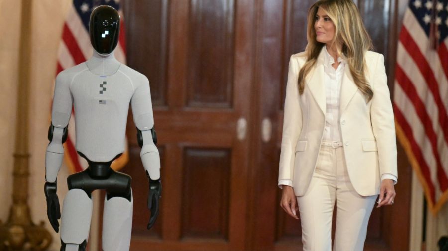 Melania Trump presentó a Figure 03 en la Casa Blanca y marcó el debut de la robótica humanoide