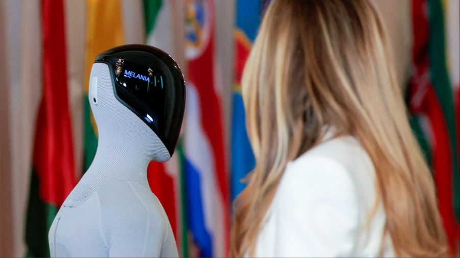 Melania Trump presentó a Figure 03 en la Casa Blanca y marcó el debut de la robótica humanoide