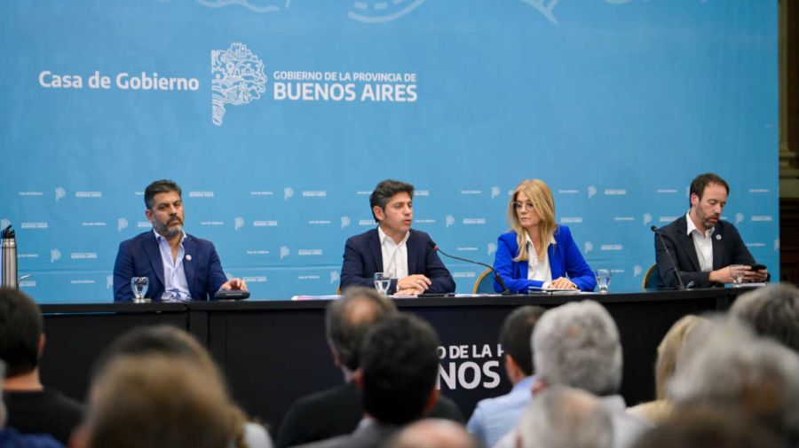 Axel Kicillof en reunión con intendentes 20260326