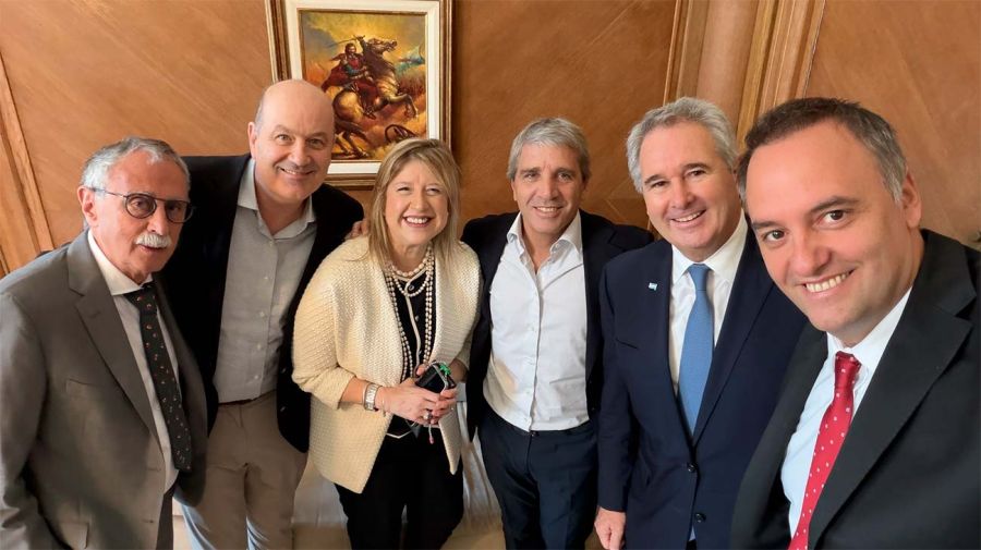 X Manuel Adorni 26032026