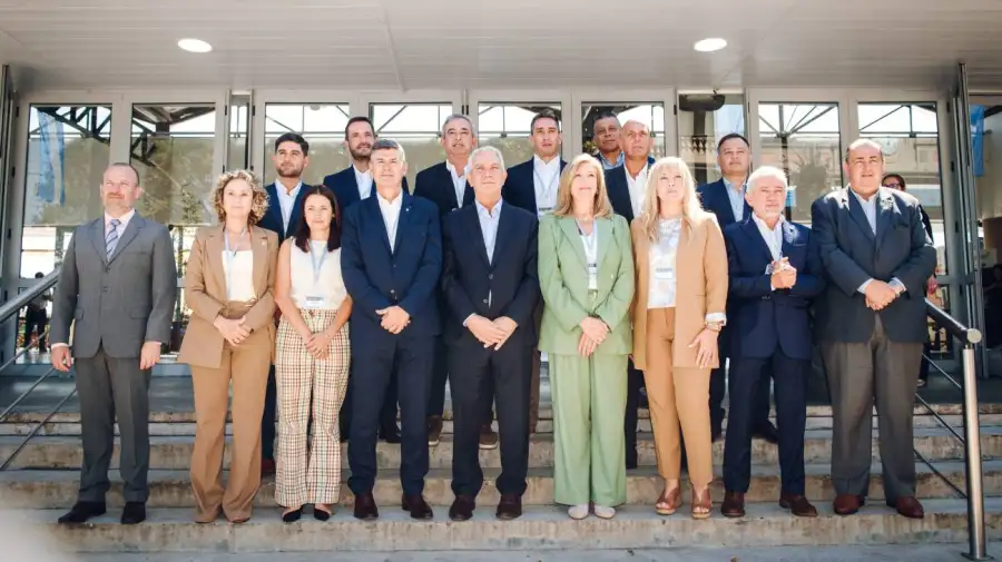 Consejo Federal de Intendentes (COFEIN) en Paraná 31032026