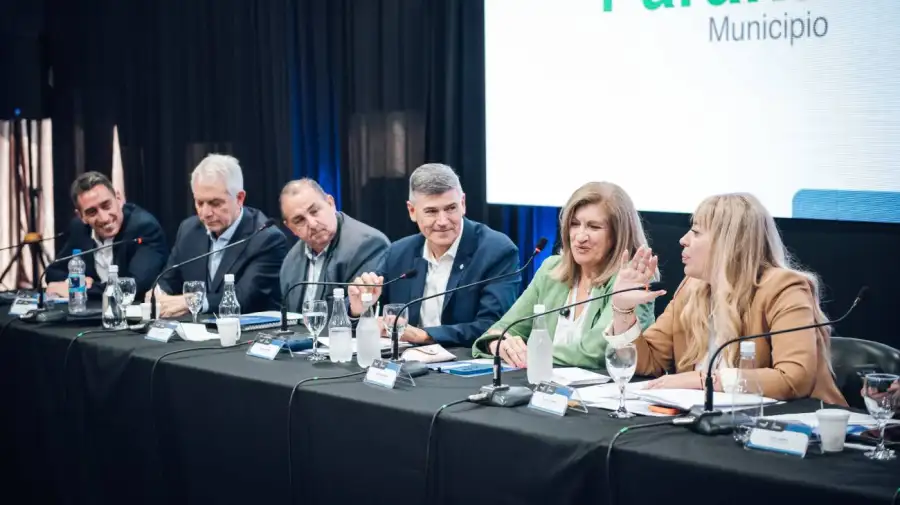 Consejo Federal de Intendentes (COFEIN) en Paraná 31032026