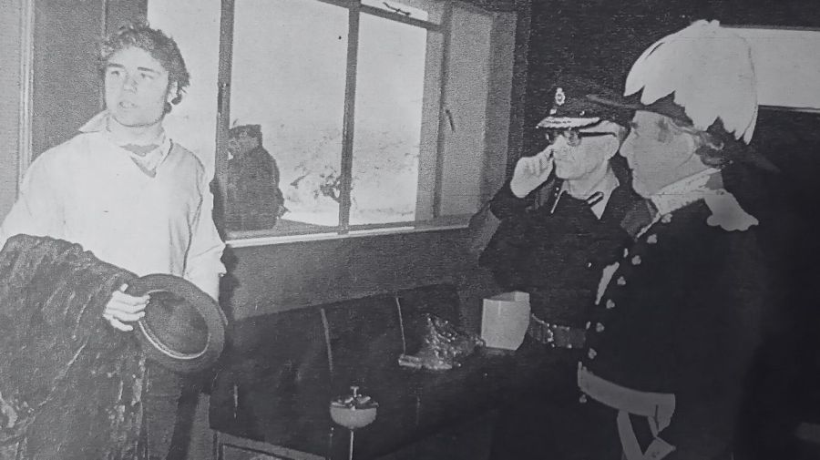 Sir Rex Hunt, gobernador de las Islas Falkland durante la Guerra de las Malvinas en 1982