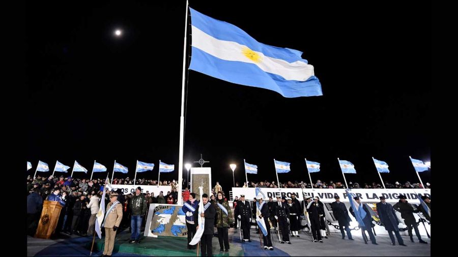 Vigilia en Río Grande a 44 años de la Guerra de Malvinas 02042026