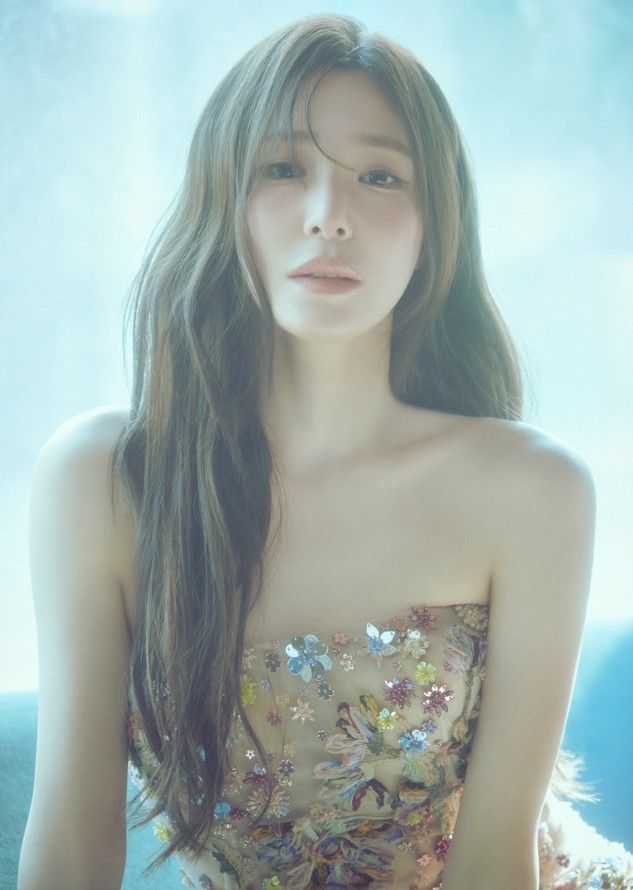 Tiffany Young 