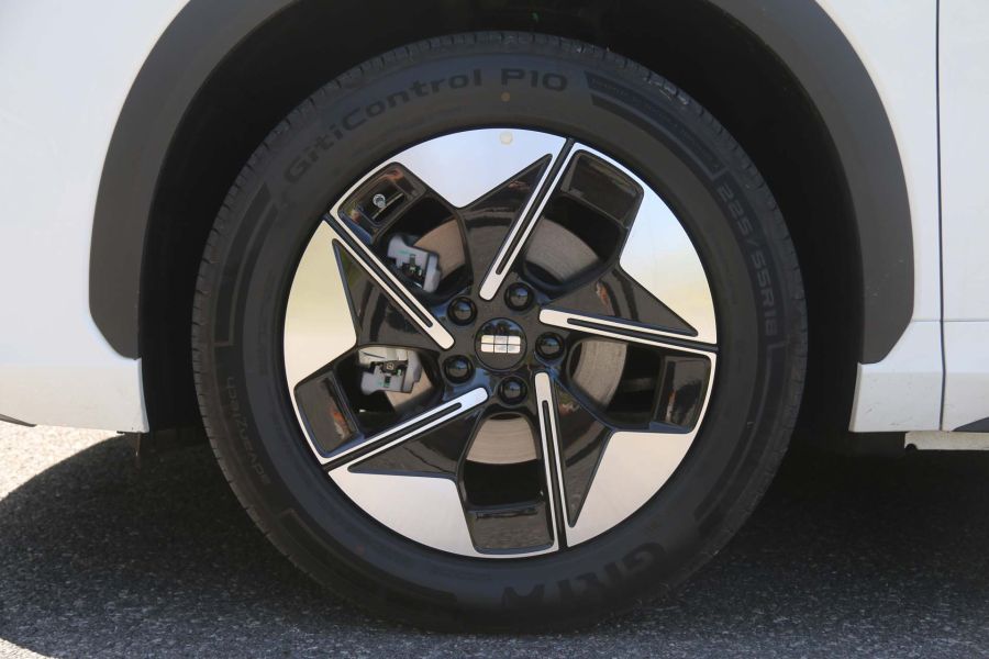 Probamos el Geely EX5