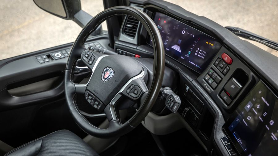 Scania lanza la Edición Especial 50° Aniversario del S550 en Argentina