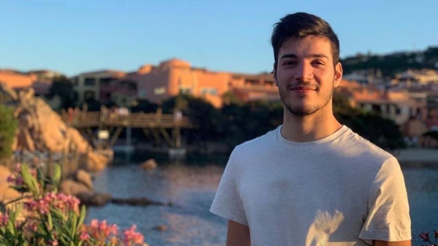 Agustín, el hijo de Débora Pérez Volpin