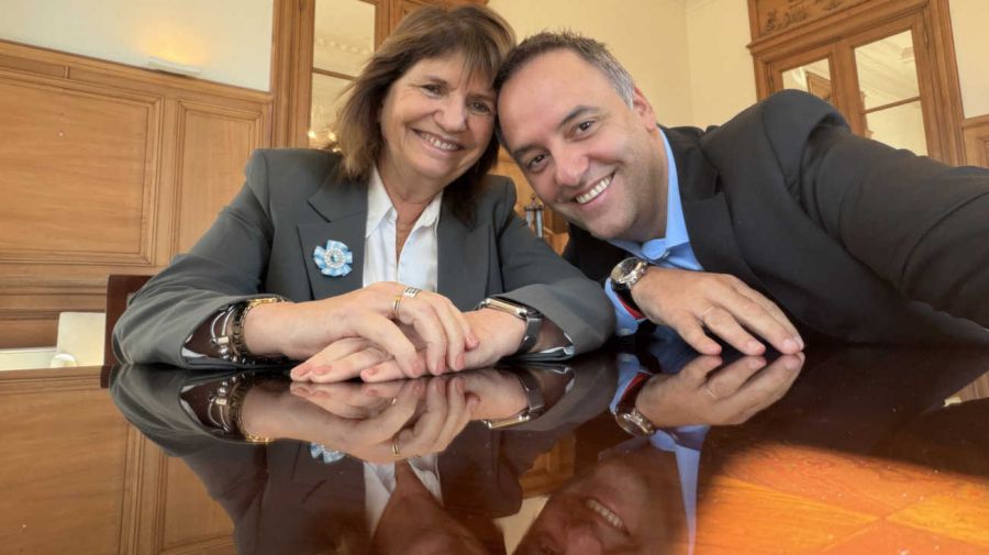 Bullrich y Adorni 20260410