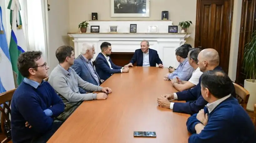 Más subsidios al transporte: crean un boleto obrero para trabajadores de AVEX