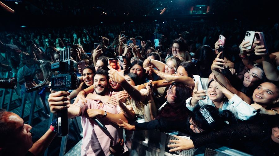 Sebastián Yatra en el Movistar Arena