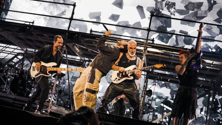 Sebastián Yatra en el Movistar Arena