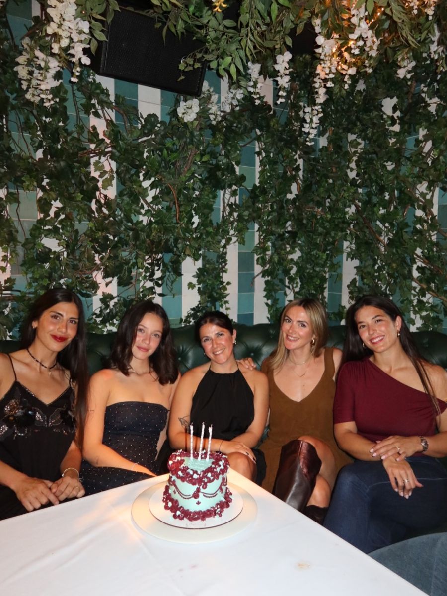 Ariana Alonso, esposa de Juan Foyth, asistió al cumpleaños de Wada Ramón