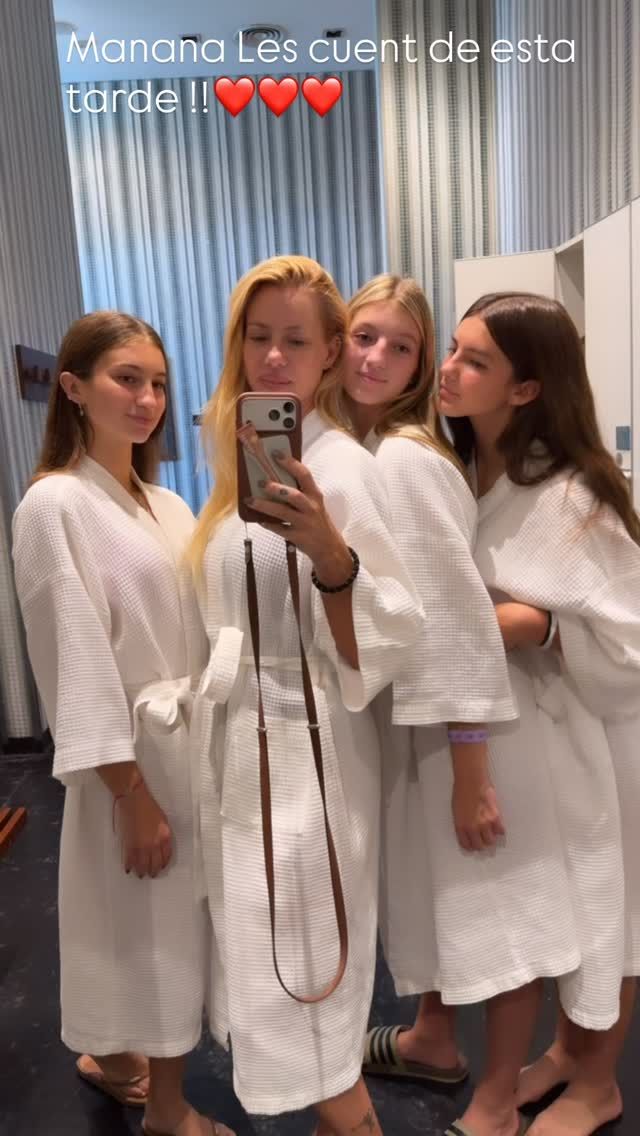 Nicole Neumann, Indiana Cubero, Allegra Cubero, Sienna Cubero, Cruz Urcera