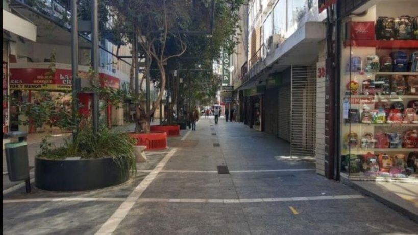 https://fotos.perfil.com/images/large/2026/04/22/el-comercio-en-situacion-de-emergencia-2225532.jpg?webp