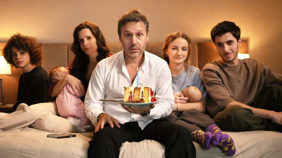 Benjamín Vicuña y Violeta Urtizberea en El resto bien