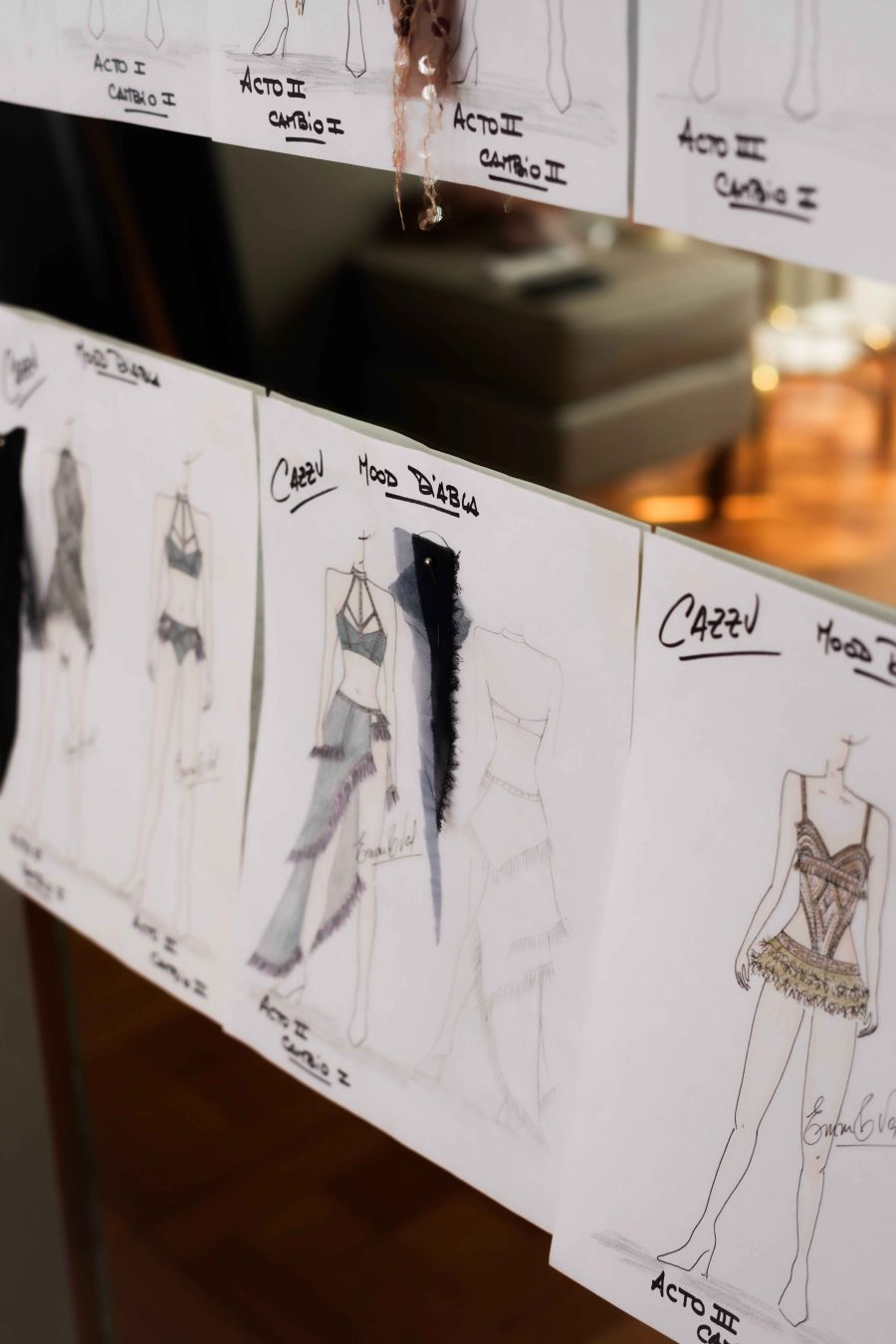 Cazzu elige el diseño argentino para su gira por Estados Unidos: flecos, impronta tanguera e historia