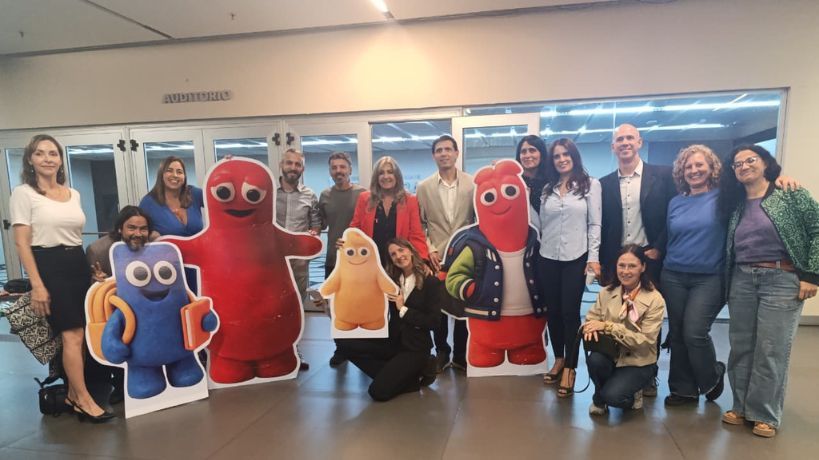 Pantallas y crianza: una preocupación cada vez más presente en las familias cordobesas